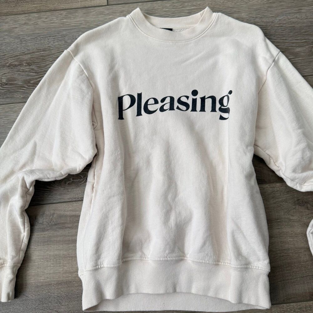 Pleasing Crewneck